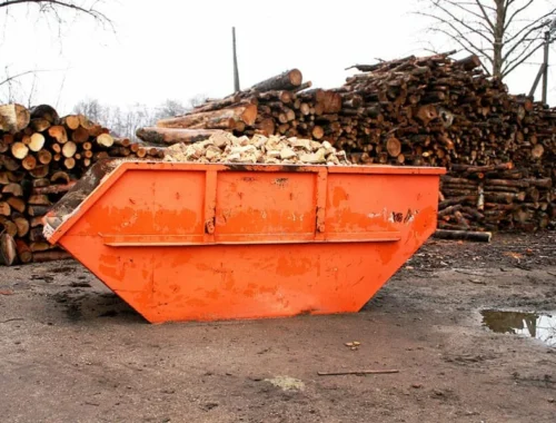 Вывоз мусора в Санкт-Петербурге: как избавиться от отходов быстро, легально и без переплат