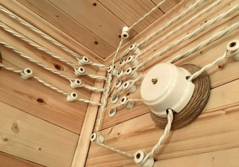 Пожаробезопасная электропроводка в деревянном доме