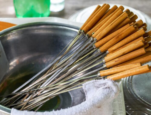 Как быстро очистить мангал и шампуры после шашлыка — Информационное агентство Деловой журнал Профиль.